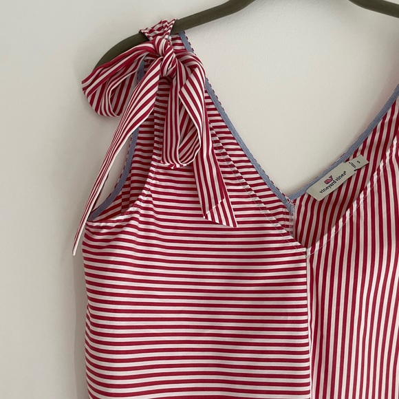 NWOT Vineyard Vines Red Stripes Top with Shoulder Tie Bow Size: Small - Picture 3 of 4